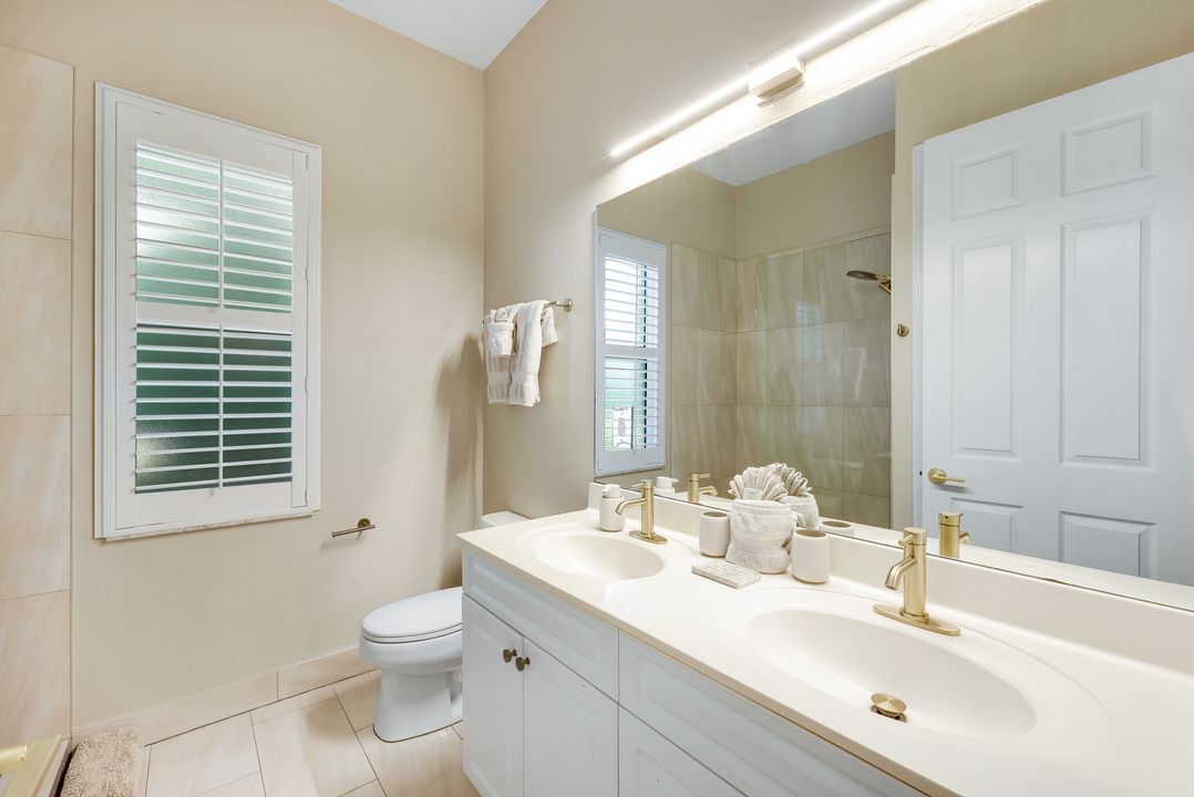 3710 SE 18th Pl, Cape Coral, FL 33904