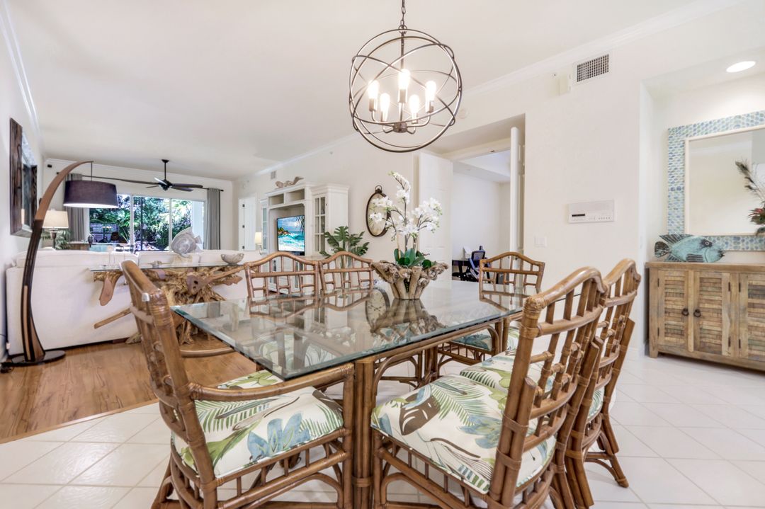 2365 Hidden Lake Dr #9, Naples, FL 34112