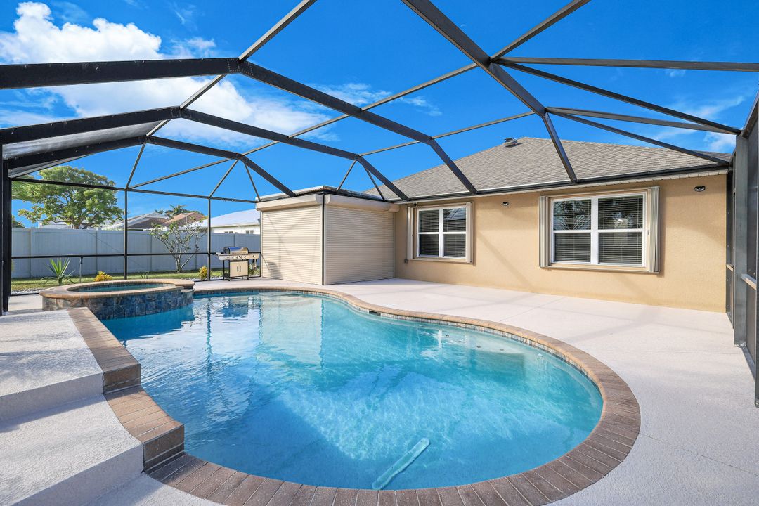 1323 SW 9th Ave, Cape Coral, FL 33991