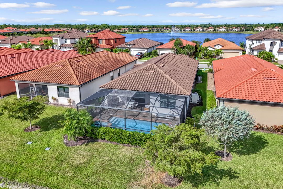 1603 Santiago Cir, Naples, FL 34113