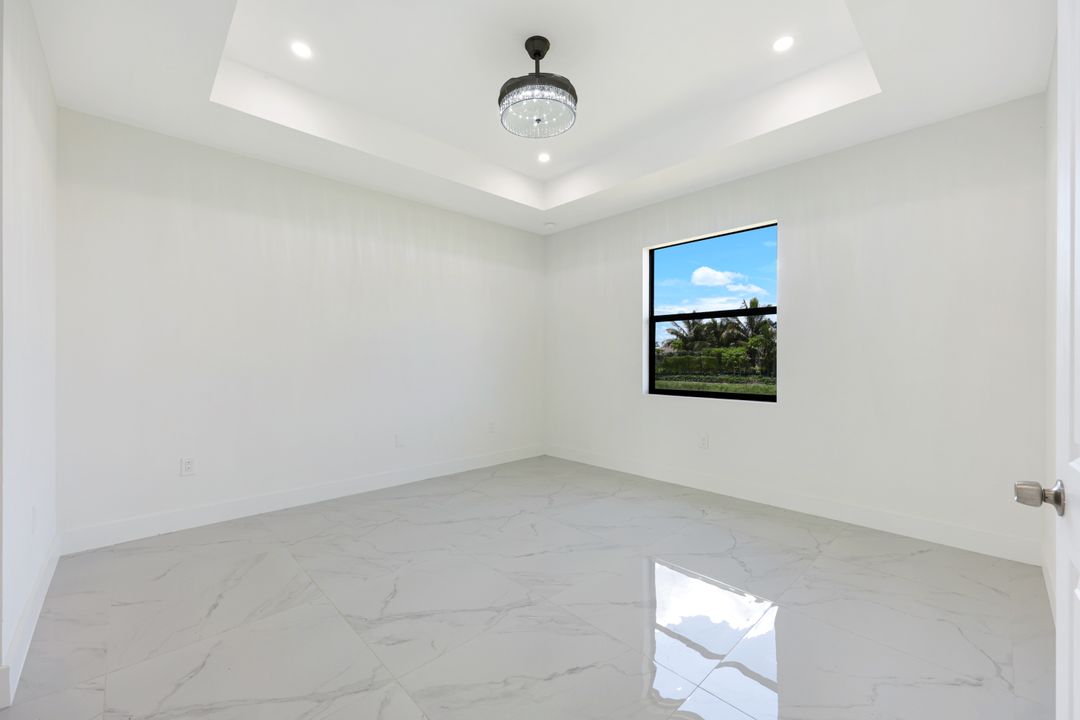 174 Partridge St, Lehigh Acres, FL 33974