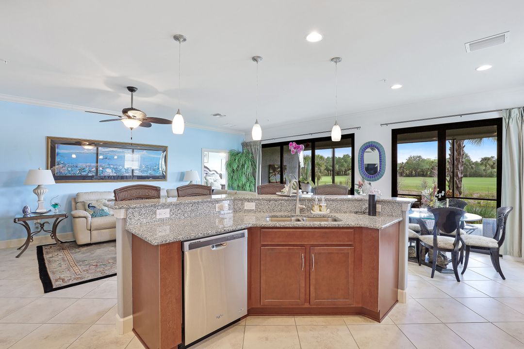 12070 Covent Garden Ct #1501, Naples, FL 34120