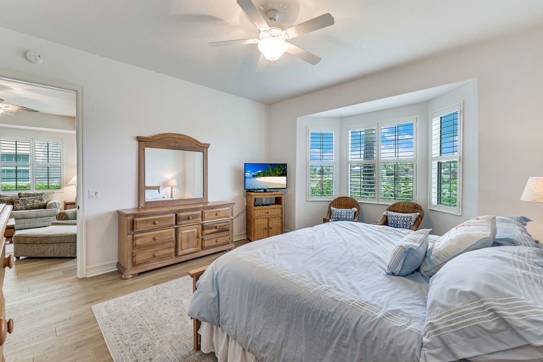 6029 Trophy Dr #301, Naples, FL 34110