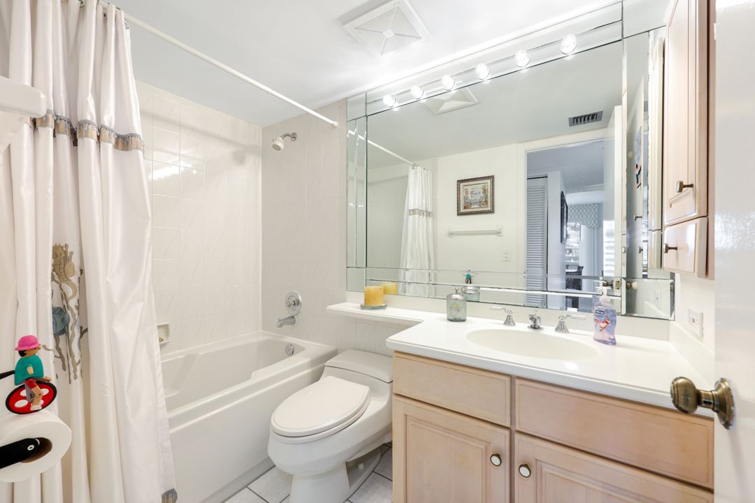 860 Panama Ct #105, Marco Island, FL 34145