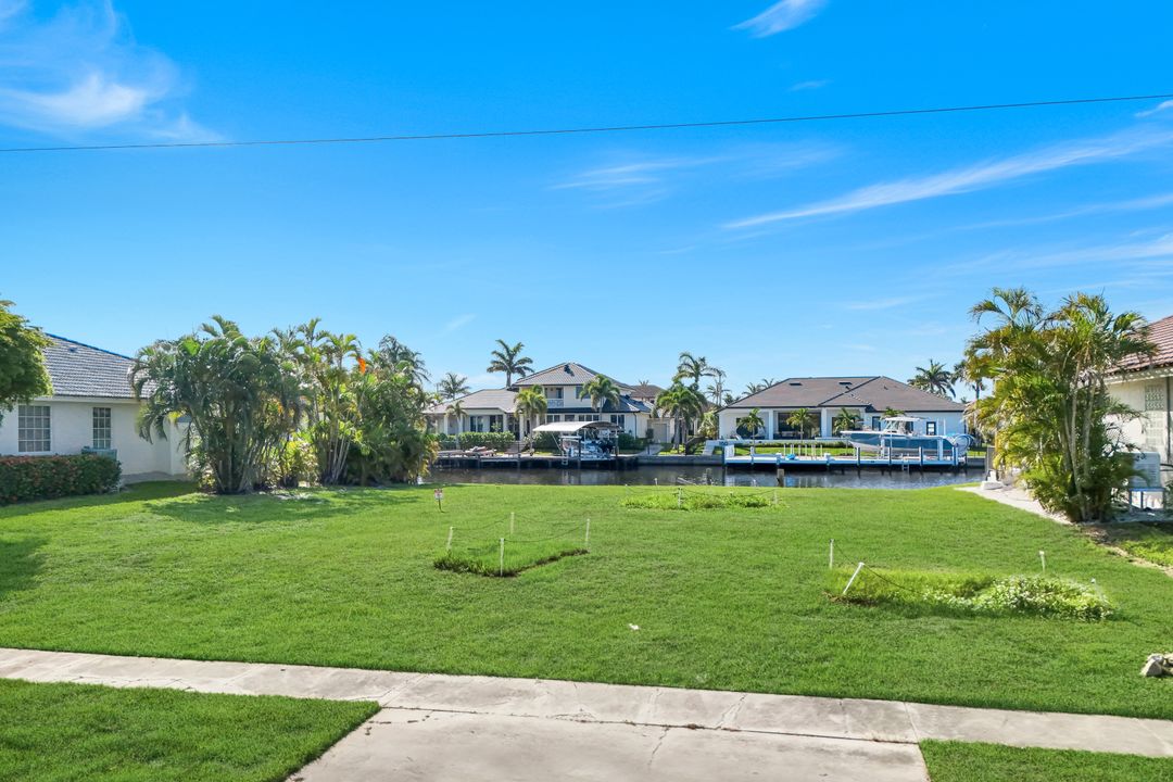 1889 Woodbine Ct, Marco Island, FL 34145