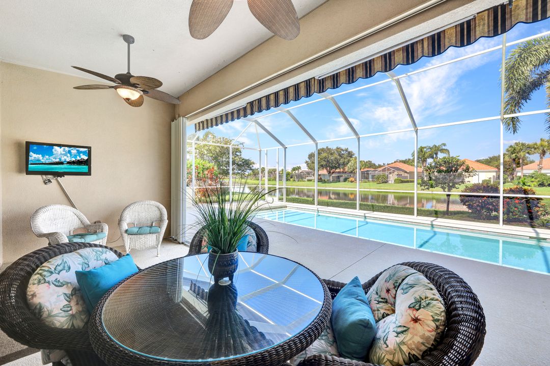 4313 Queen Elizabeth Way, Naples, FL 34119