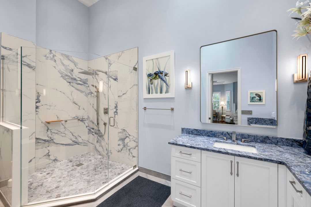 10550 Marina Pointe Dr #203, Bonita Springs, FL 34134