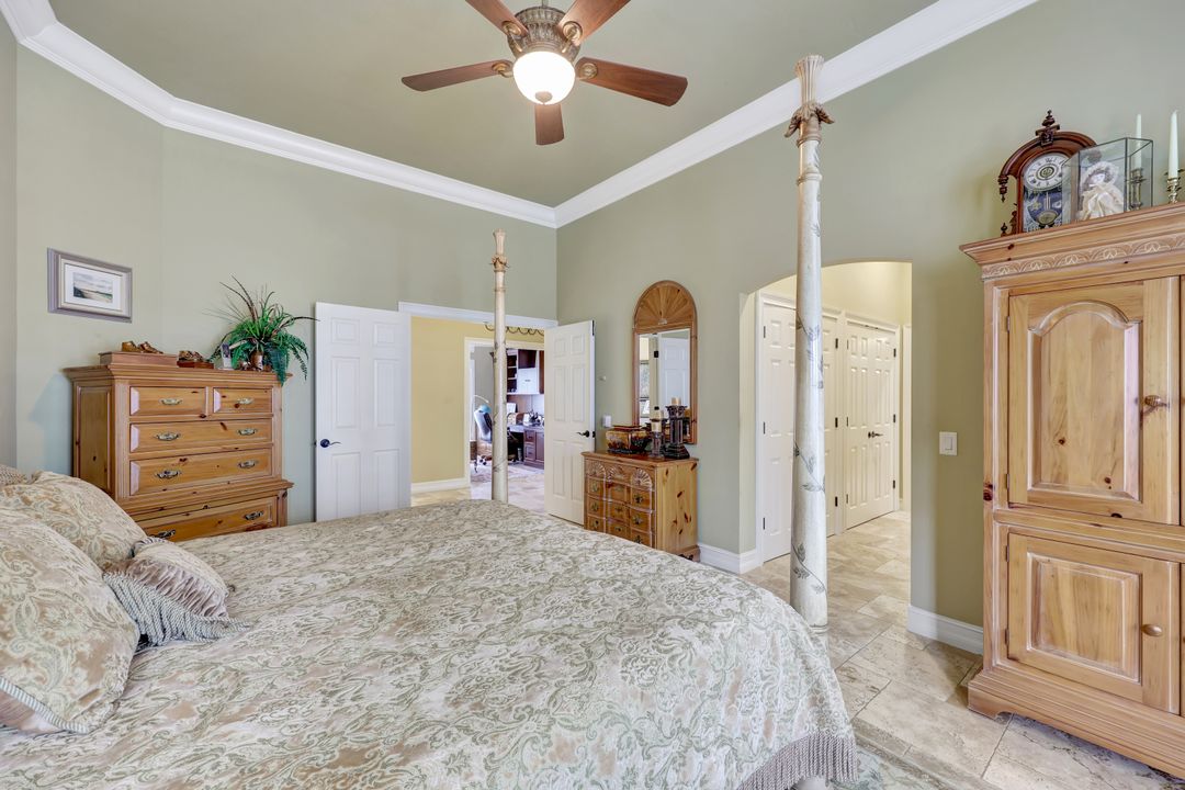 3352 Montara Dr, Bonita Springs, FL 34134