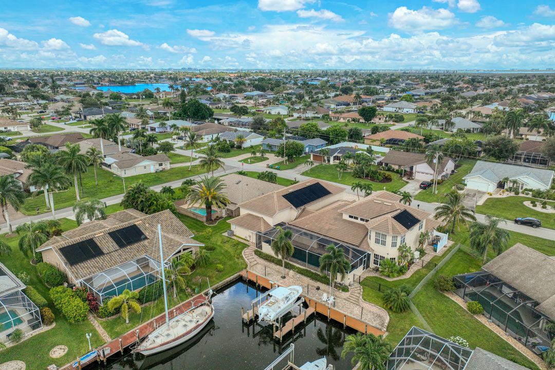 907 SW 51st Terrace, Cape Coral, FL 33914