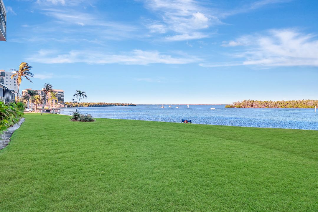 4253 Bay Beach Ln #7E, Fort Myers Beach, FL 33931