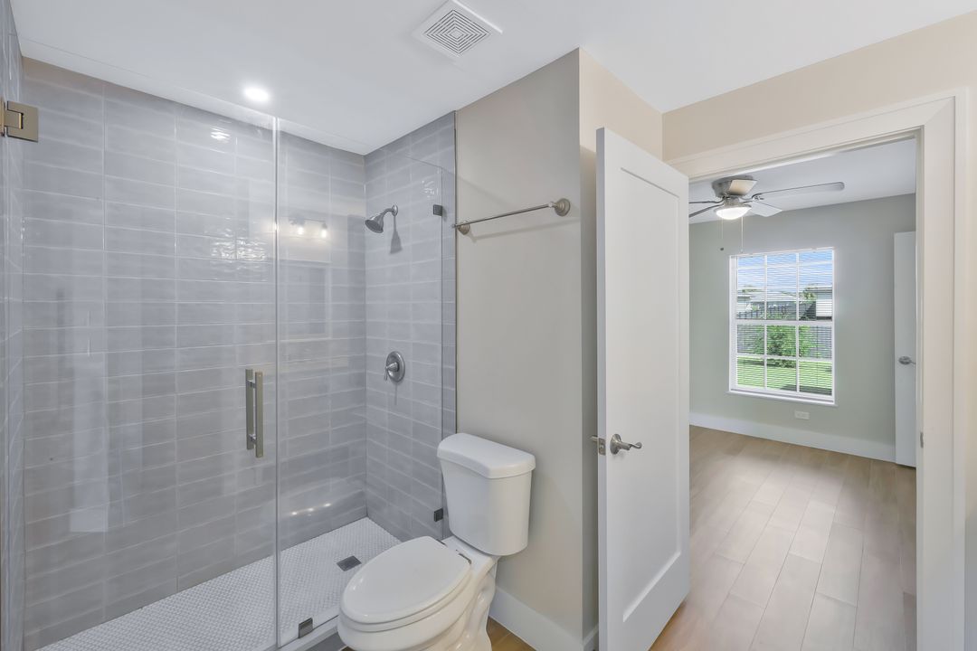 2806 22nd St SW, Lehigh Acres, FL 33976