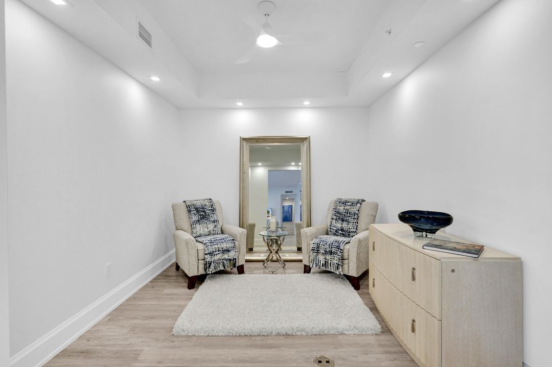 1030 3rd Ave S #419, Naples, FL 34102