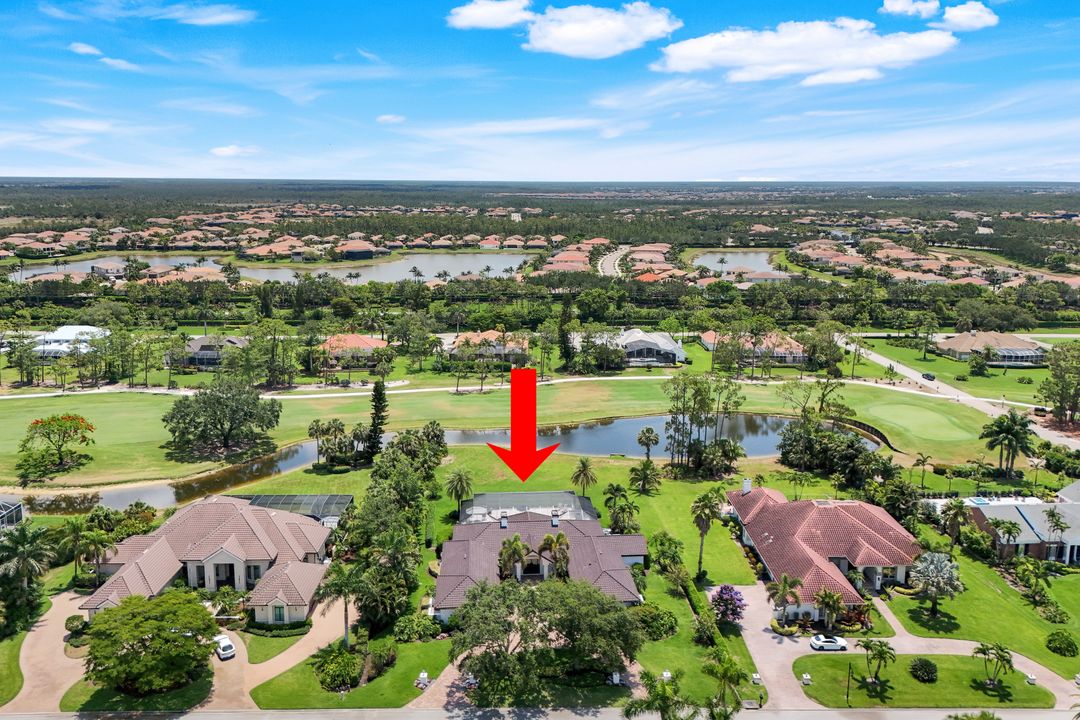 4701 Oak Leaf Dr, Naples, FL 34119