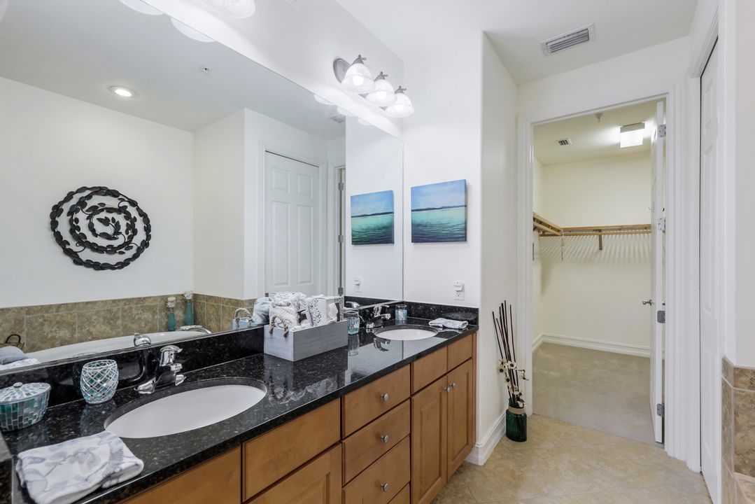 9082 Albion Ln S #6702, Naples, FL 34113