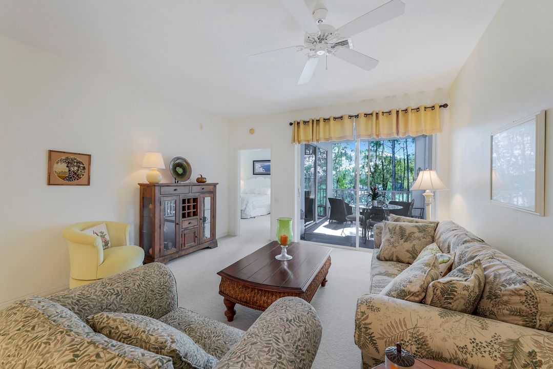 8285 Danbury Blvd #207, Naples, FL 34120