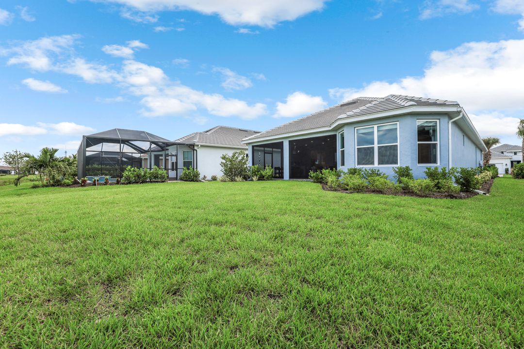 15653 Triesta Ln, Naples, FL 34114