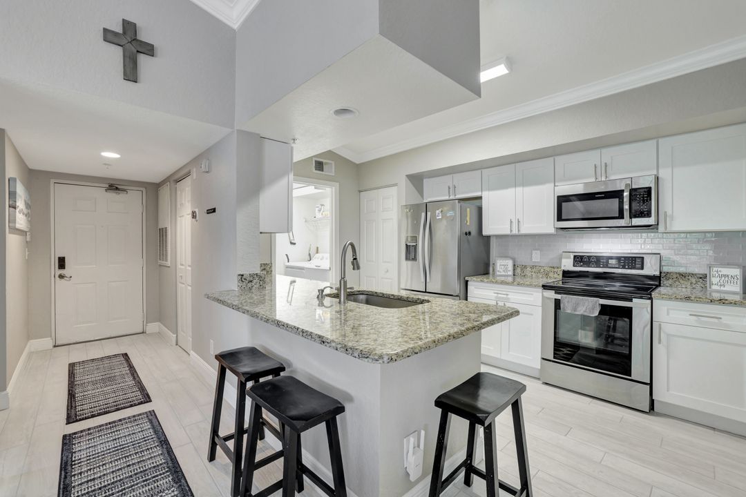 4670 St Croix Ln #632, Naples, FL 34109