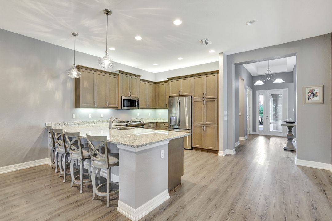 4462 Crimson Ave, Naples, FL 34119