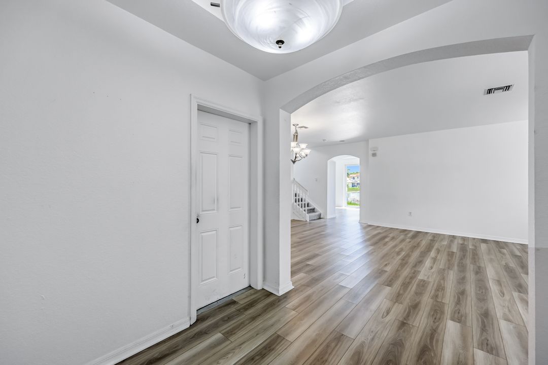 9820 Springlake Cir, Estero, FL 33928