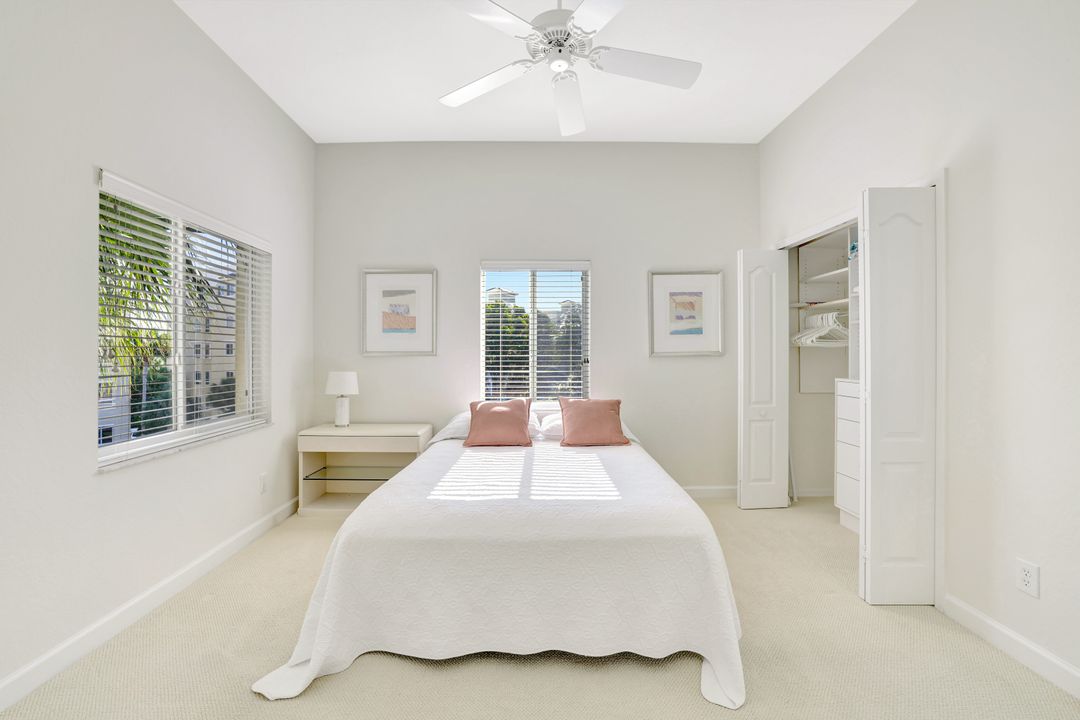 7654 Pebble Creek Cir #301, Naples, FL 34108