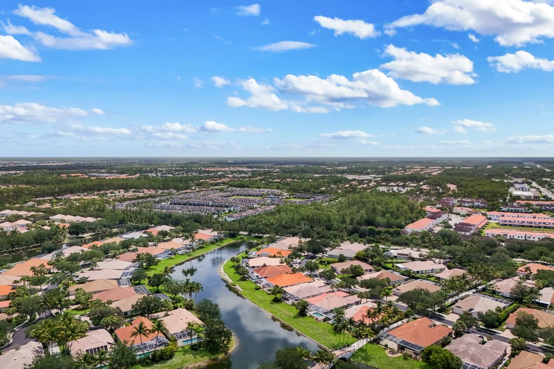 3343 Cayman Ln, Naples, FL 34119