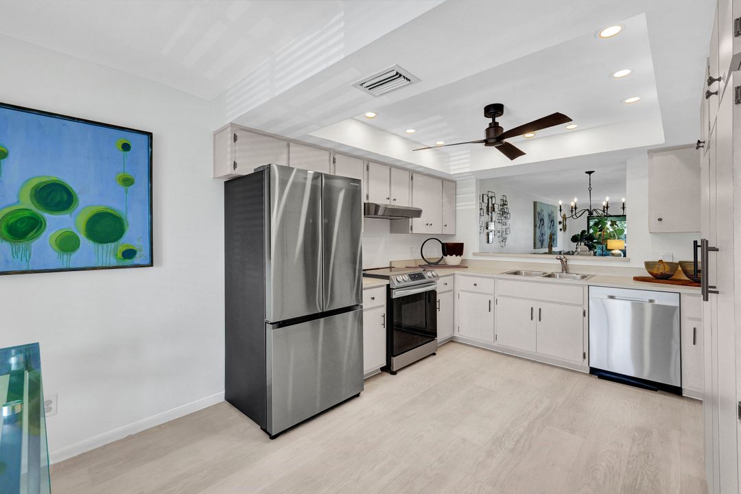800 Misty Pines Cir #H205, Naples, FL 34105
