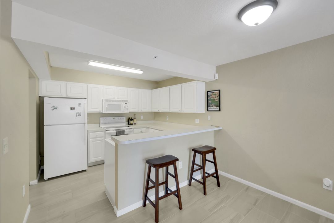 4105 Residence Drive #703, Fort Myers, FL 33901