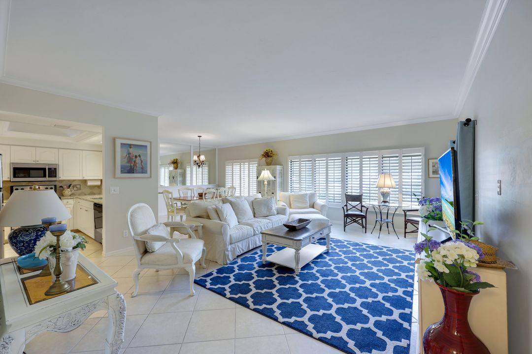 6770 Pelican Bay Blvd #225, Naples, FL 34108