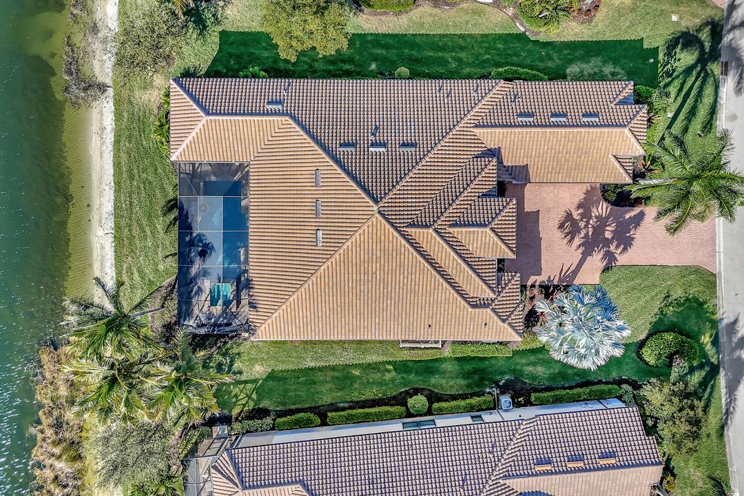 3181 Olympia Ln, Naples, FL 34114