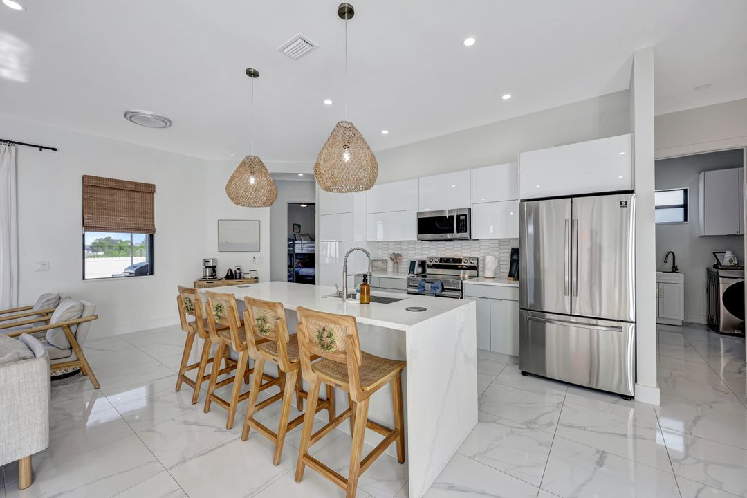 3034 NW Juanita Pl, Cape Coral, FL 33993