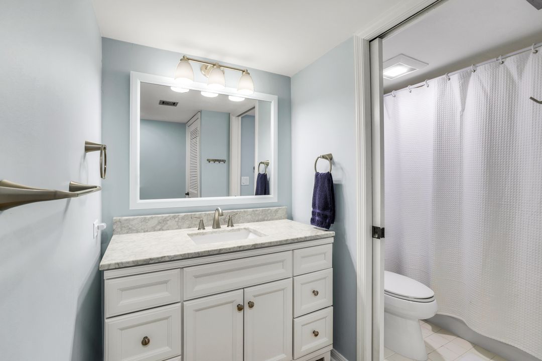 1641 Spoonbill Ln #B, Naples, FL 34105