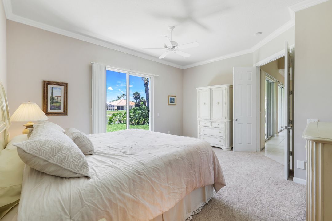 4479 Prescott Ln, Naples, FL 34119
