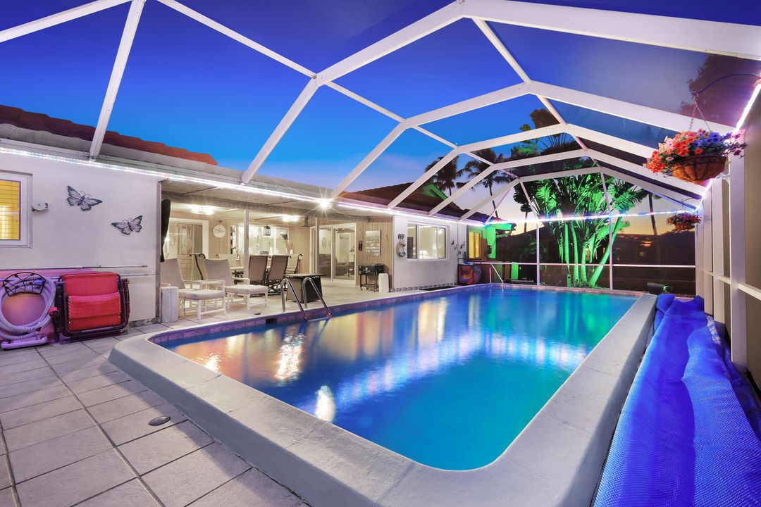 5201 Willow Ct, Cape Coral, FL 33904