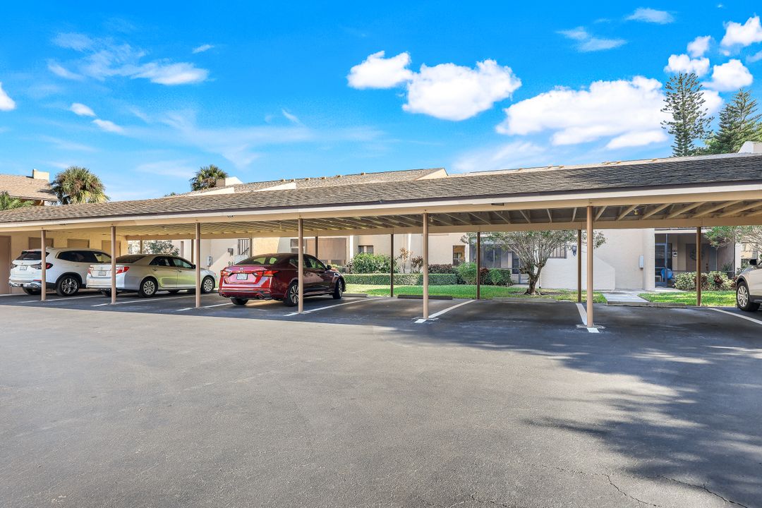 940 Palm View Dr #115, Naples, FL 34110