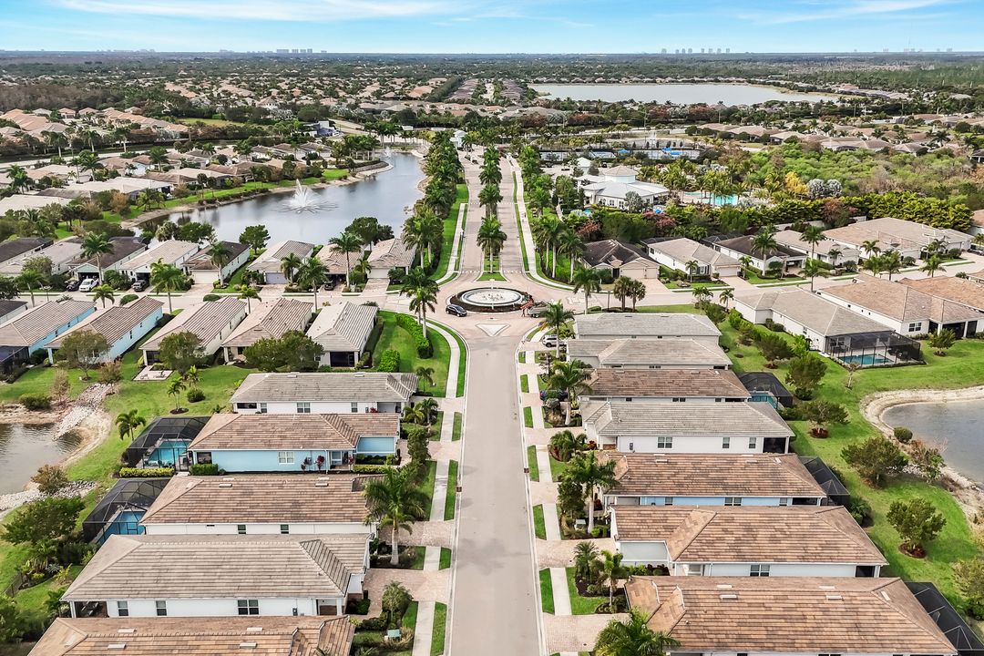 16717 Seasons Coast Dr, Bonita Springs, FL 34135