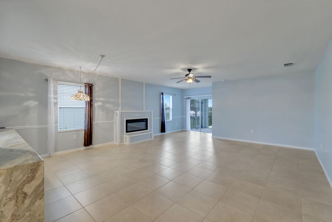 3440 Cancun Ct, Cape Coral, FL 33909
