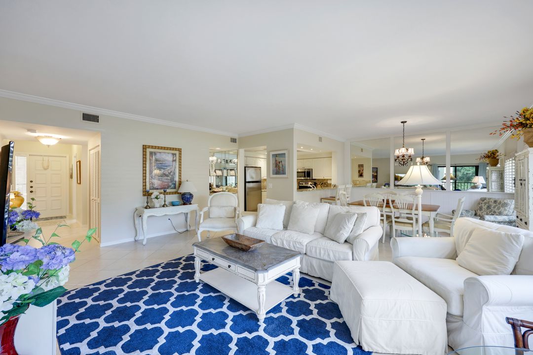 6770 Pelican Bay Blvd #225, Naples, FL 34108