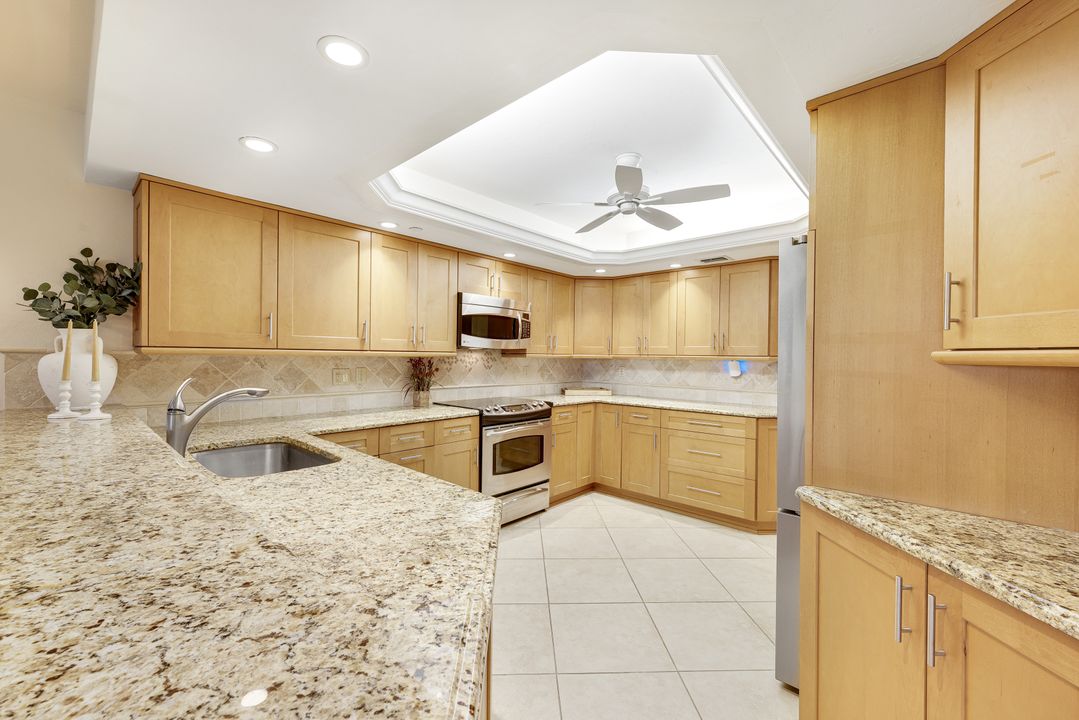 26880 Wedgewood Dr #305, Bonita Springs, FL 34134