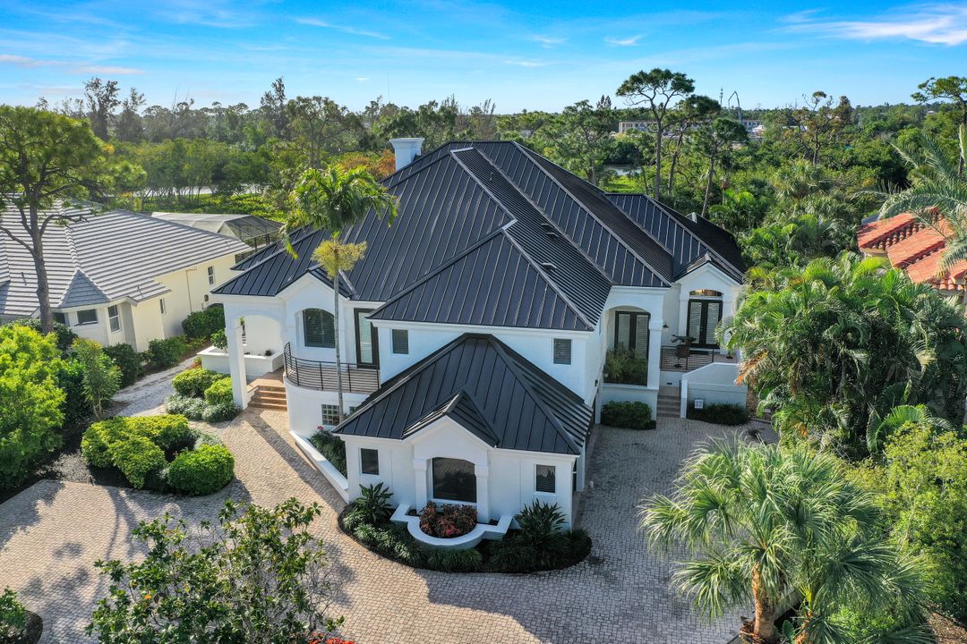 27820 Riverwalk Way, Bonita Springs, FL 34134