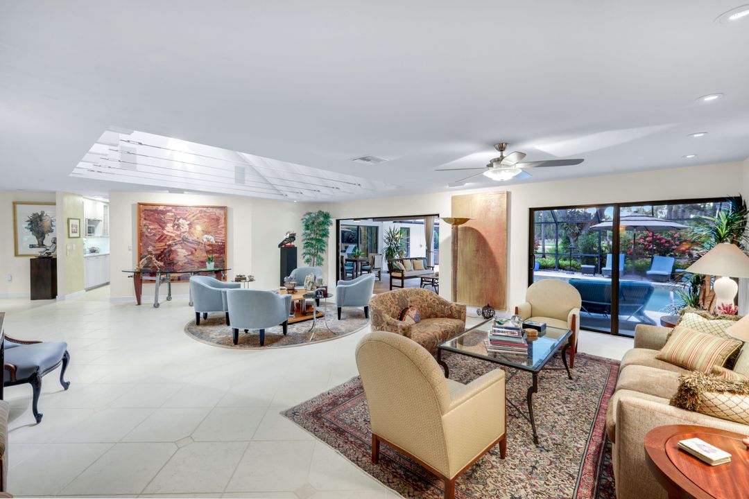 13024 Valewood Dr, Naples, FL 34119