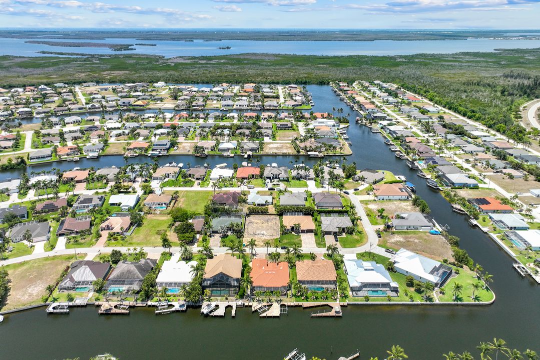2531 SW 27th Ave, Cape Coral, FL 33914