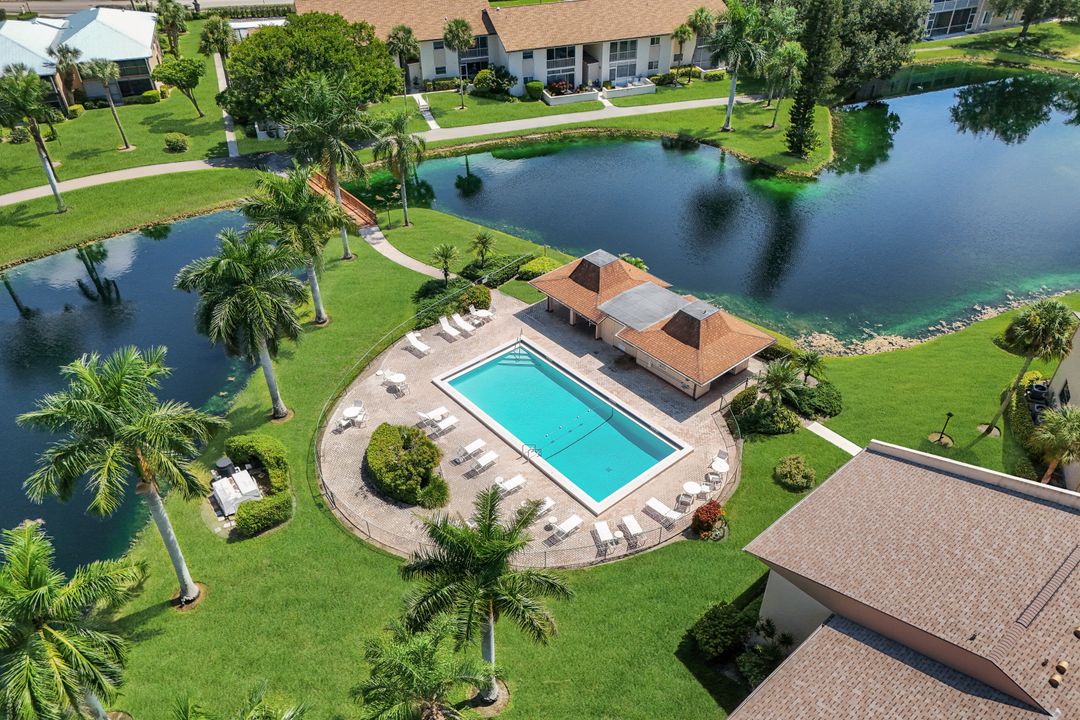 960 Palm View Dr #209, Naples, FL 34110