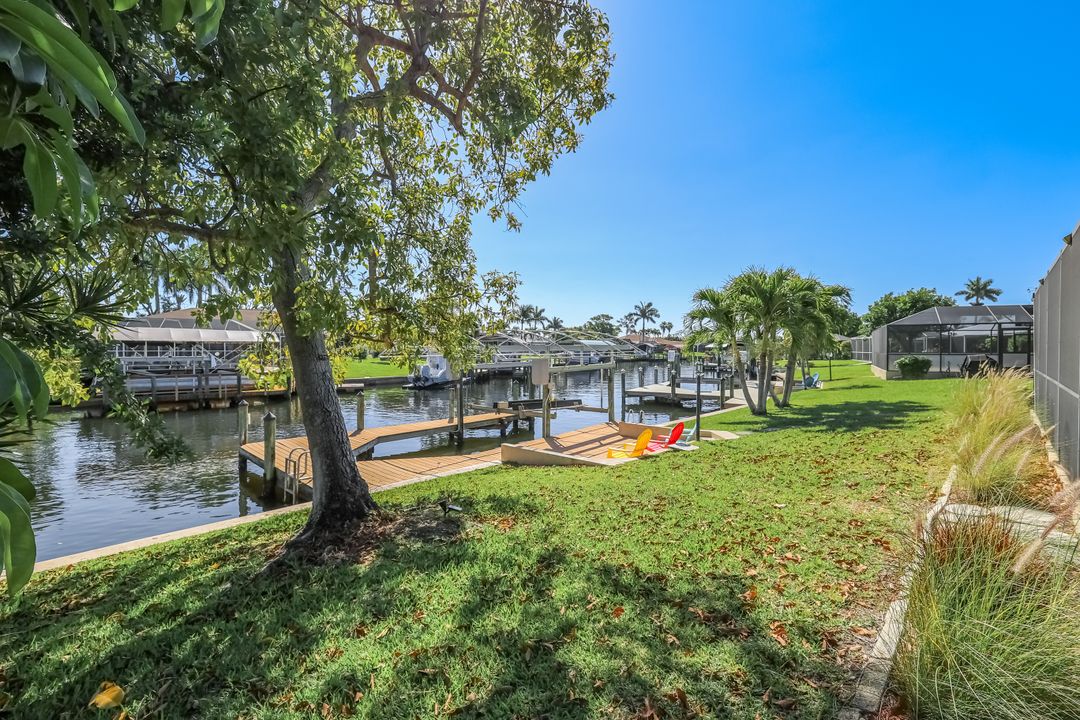 4305 SE 1st Ave, Cape Coral, FL 33904