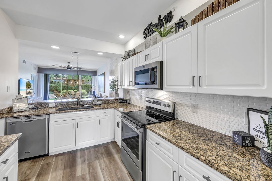 7910 Mahogany Run Ln #1214, Naples, FL 34113