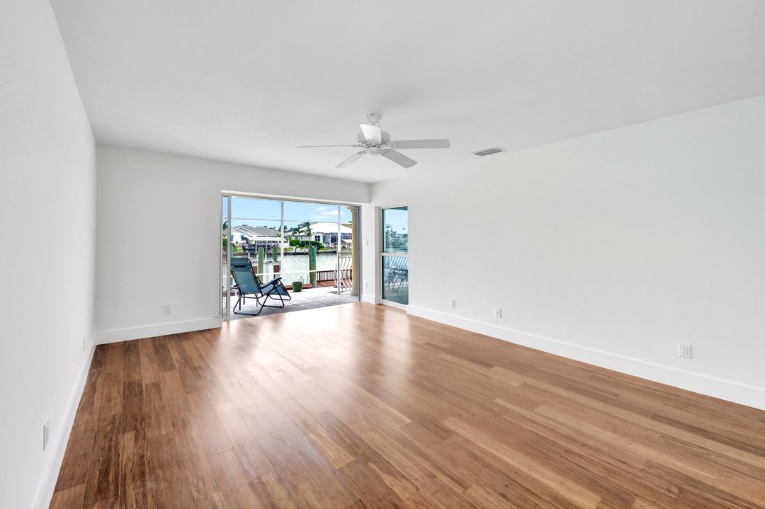 396 Conners Ave, Naples, FL 34108