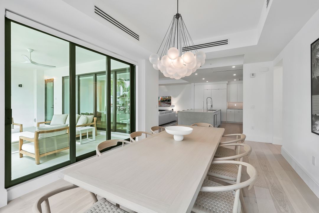 1130 3rd Ave S #105, Naples, FL 34102