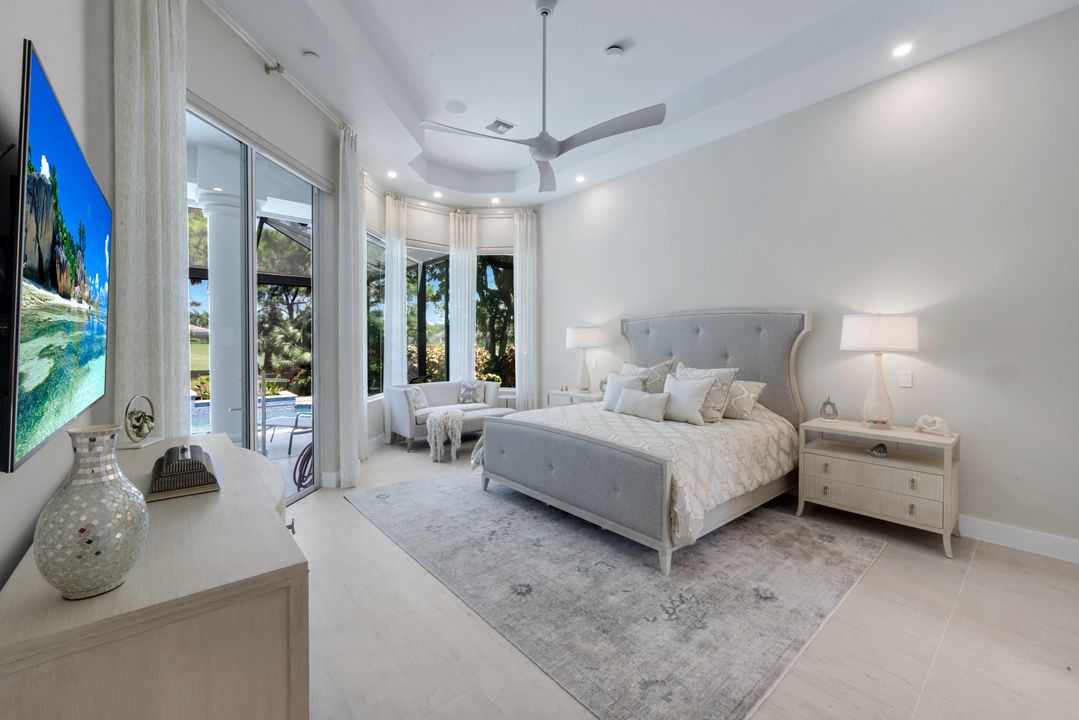 260 Cheshire Way, Naples, FL 34110