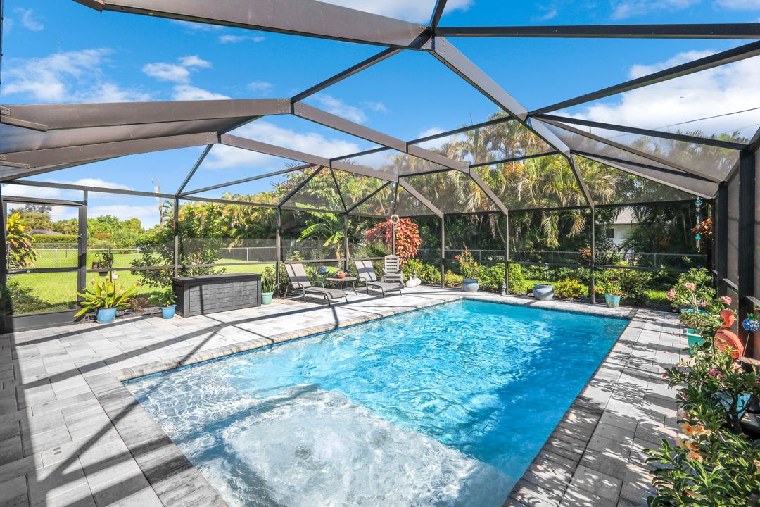 213 SW 38th Terrace, Cape Coral, FL 33914