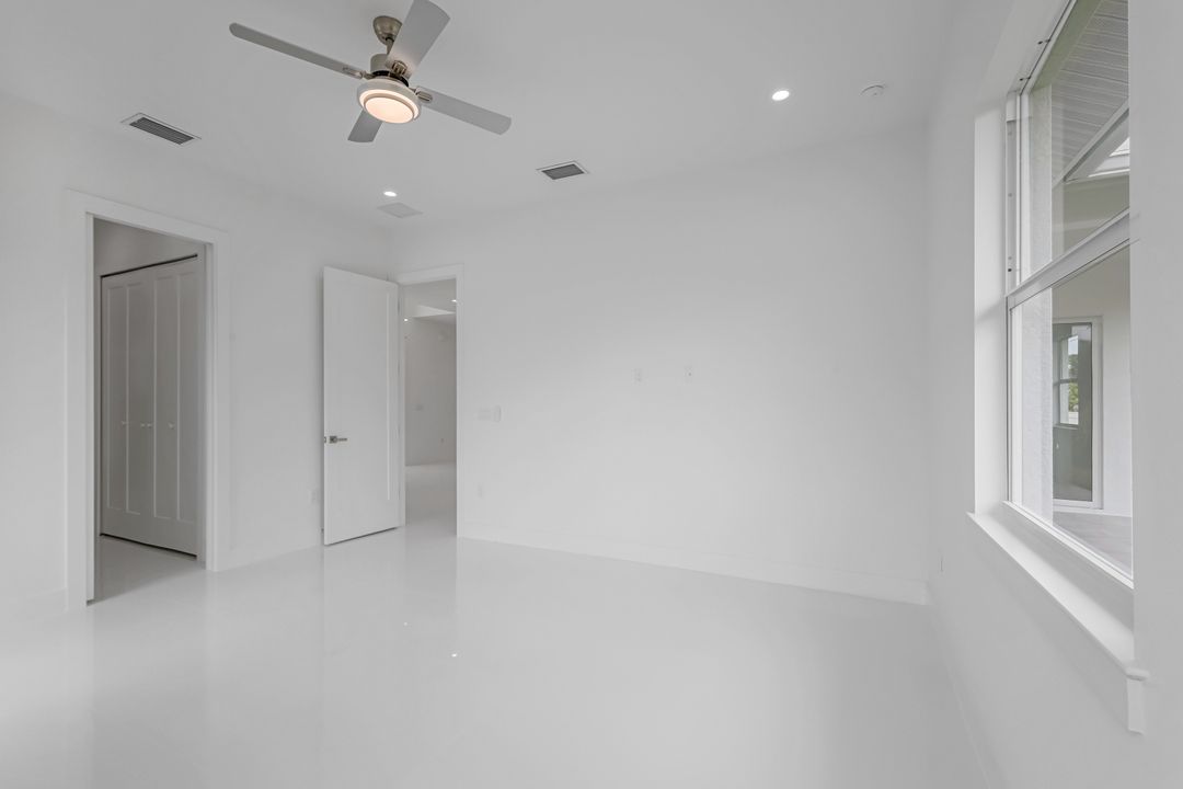 9107 Henry Rd, Fort Myers, FL 33967