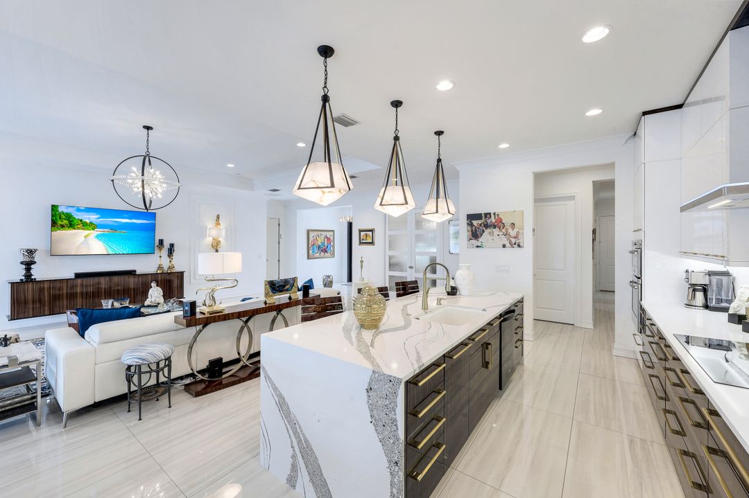 14448 Neptune Ave, Naples, FL 34114